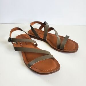 Lucky Brand Olive Green Minimalist Sandals Size 5.5